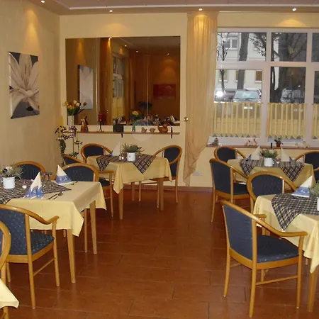 Hotel Bueraner Hof 3*